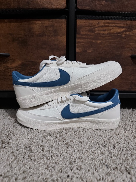 Nike Other - Nike Men’s White Sneakers with Blue Swoosh